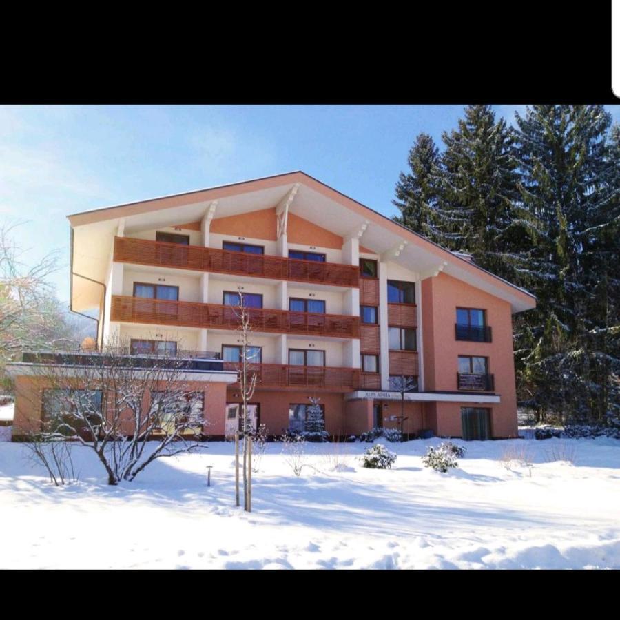 Alpe-Adria Apartments Chanel Top12 Oberaichwald  Εξωτερικό φωτογραφία